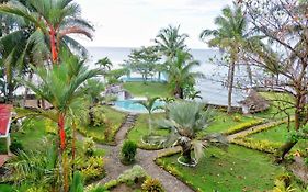 Puesta Del Sol Beach Bungalows And Restobar